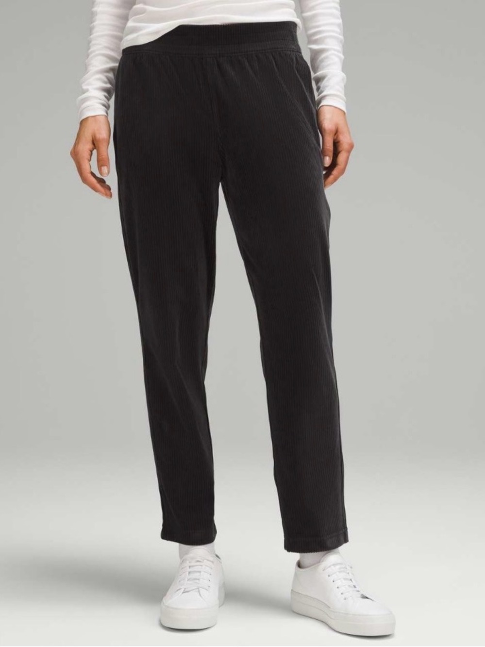✨Lululemon Scuba Straight-Leg 7/8 Pant *Velvet Corduroy Black 🖤NWOT